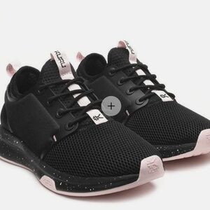 KURU Footwear Women’s ATOM Athletic Sneakers – Size 6.5 (NWT-Never Worn)